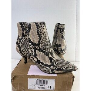 Journee Collection Women's Isobel Snake PrintPointed Toe Booties Zip Up Size 11M